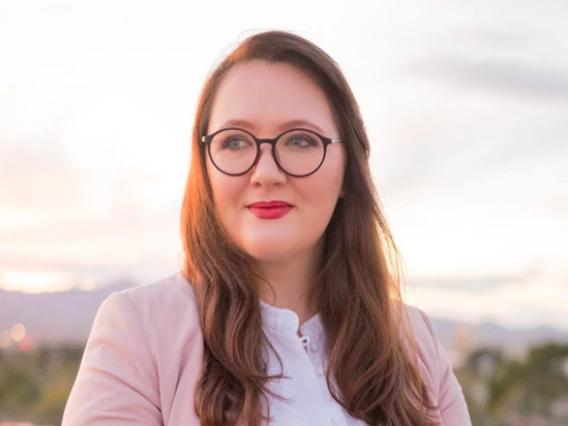 Mija Sanders' headshot.