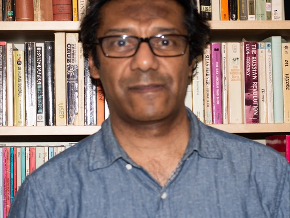 Yaseen Noorani's headshot.